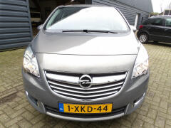 Opel-Meriva-13